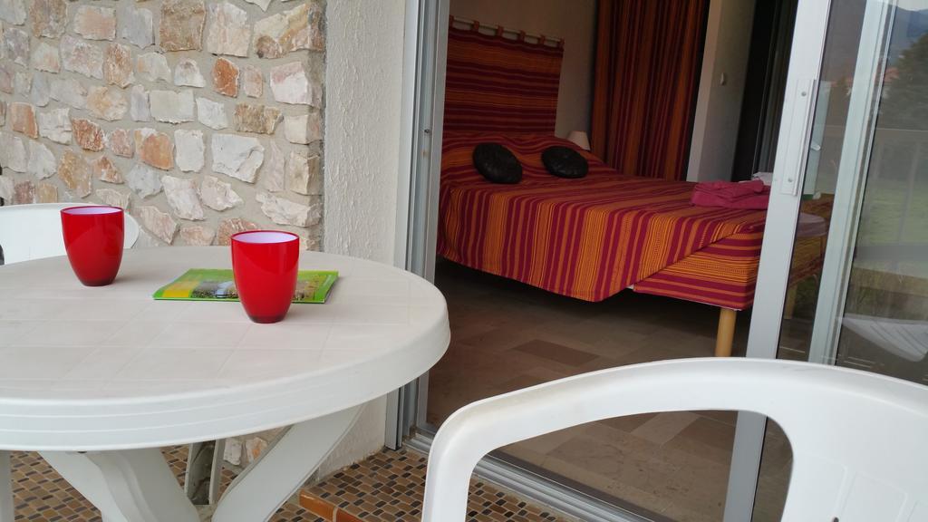 Chambres D'Hotes Et Gites Al Pati Sorede Exterior photo